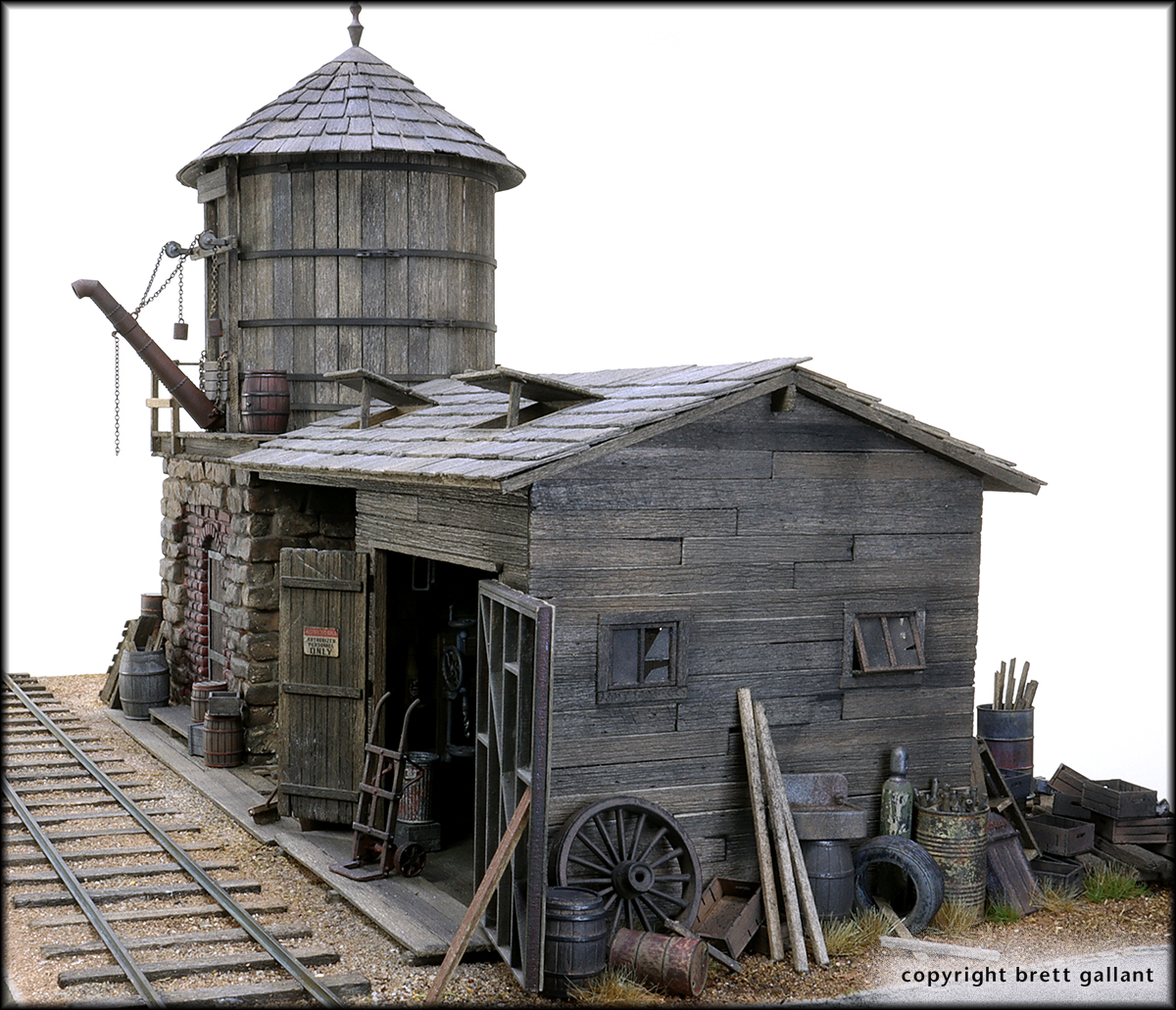 SierraWest Scale Models O Scale Water Tank and Handcar Shed